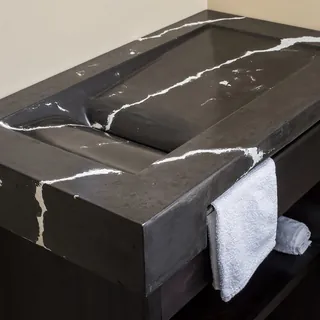 Arenal concrete sink